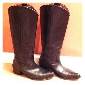Black Kenneth Cole cowgirl boots- Reduced!