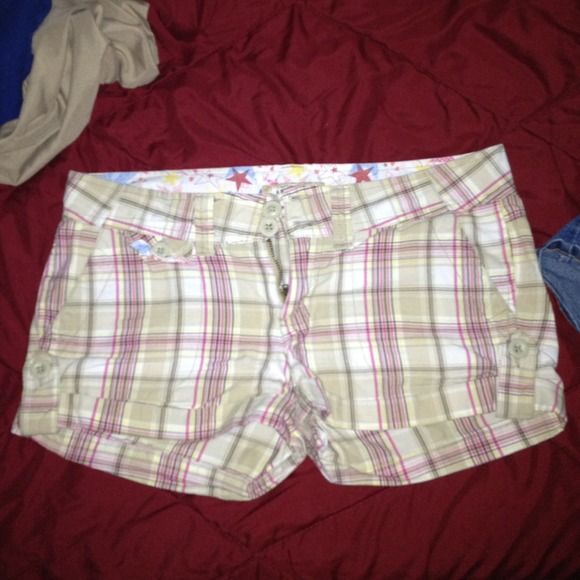 Cute shorts - Picture 1 of 2