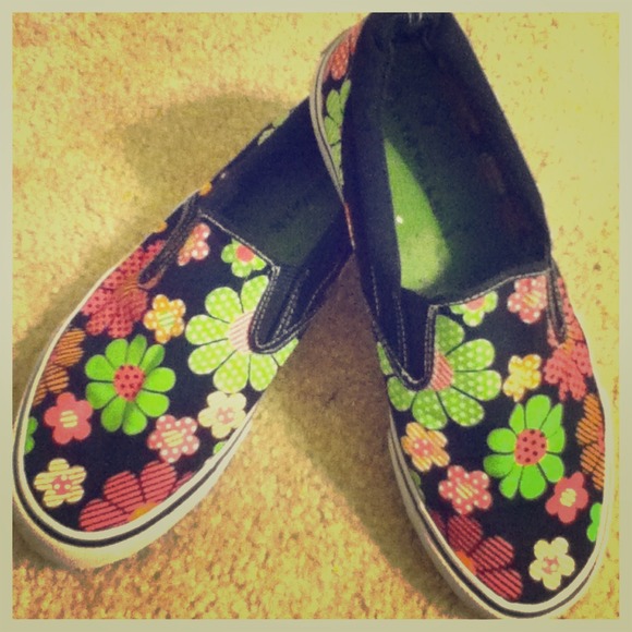 Slip-on sneakers