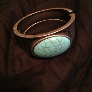 Cute! Metal & Stabilized Turquoise bracelet ..