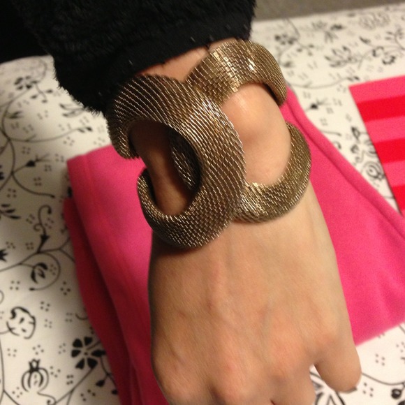 Bracelet - Picture 2 of 2