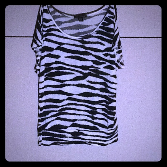 Black & White Zebra Stripe Top