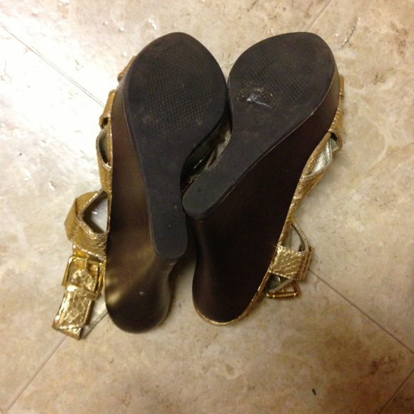 Gold wedge size 6 - Picture 3 of 4