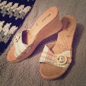 Brand New Mudd Wedges