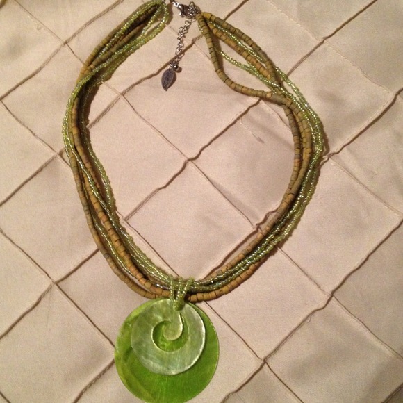COLDWATER CREEK Jewelry - Green necklace