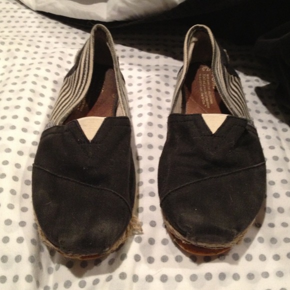 Toms