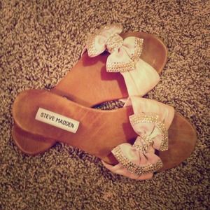 Steve Madden flip flops