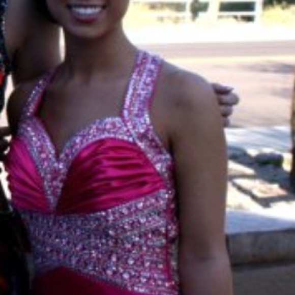 PROM DRESS - Picture 2 of 5