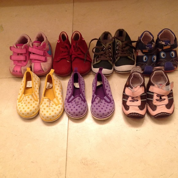 Bundle of kids shoes