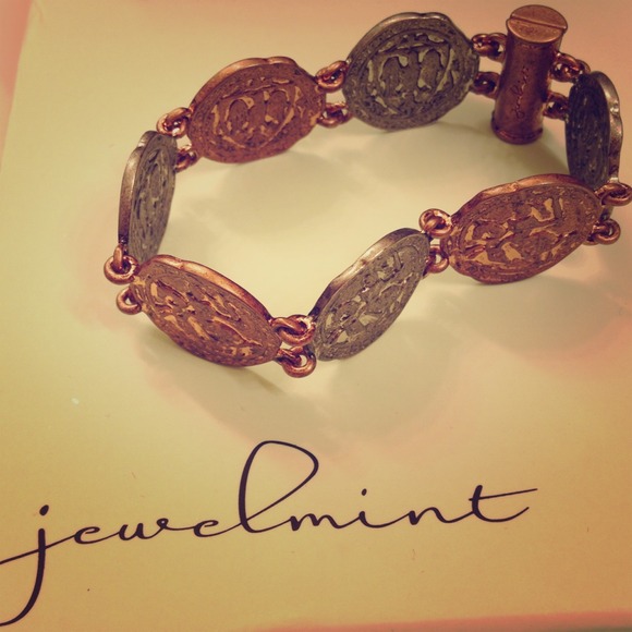 Bracelet from Jewelmint
