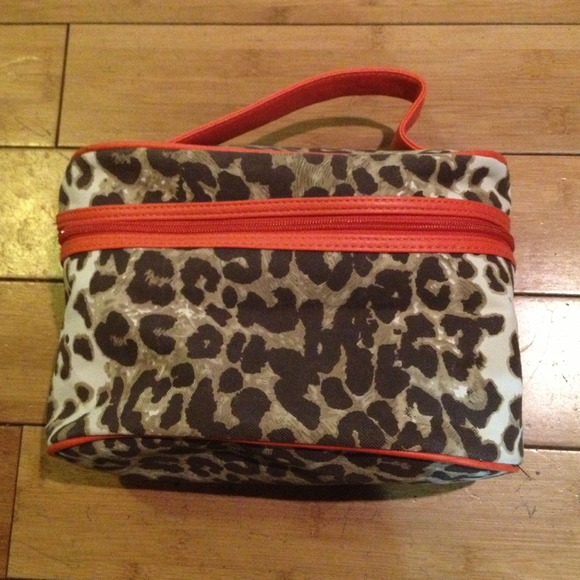 ❌SOLD❌Leopard Print Make up Bag