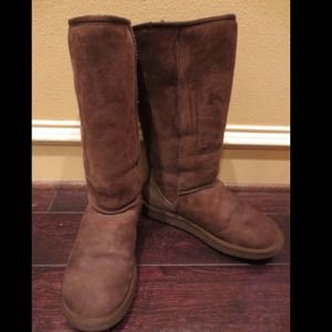 Tall Uggs Brown