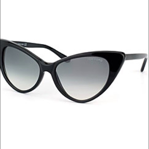 👍👍👍SOLD👍👍👍Tom Ford "Nikita" cat eye