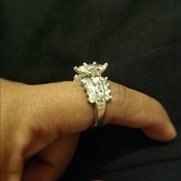 Silver ring with cz