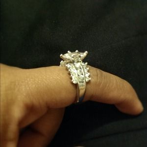 Silver ring with cz
