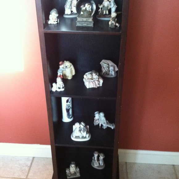 Assorted "pretty as a picture" figures