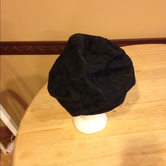 ***HOLD baker72360***+*Coach black hat - Picture 3 of 4