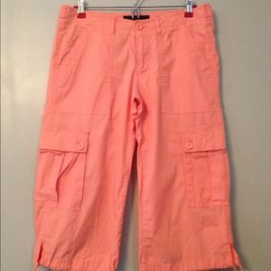 💐BUNDLE💐 Peach capris & peach summer shirt