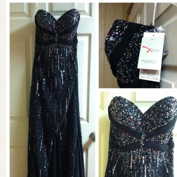 **Gorgeous black pageant /prom dress