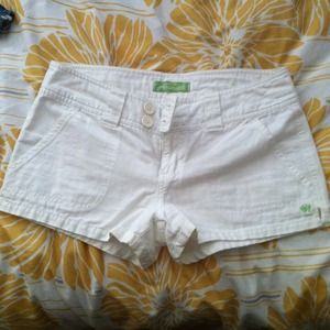 Size 5/6 white shorts