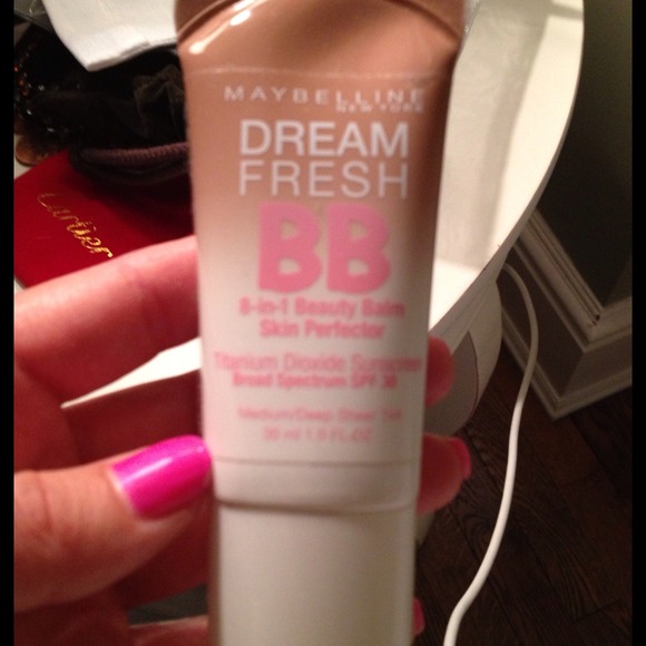 maybelline Other - Maybelline Dream Fresh BB Medium/deep SPF 30