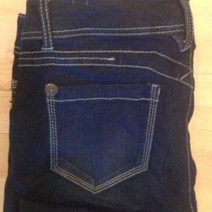 Dark denim skinny leg- only worn once!