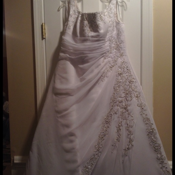 Beautiful Wedding dress