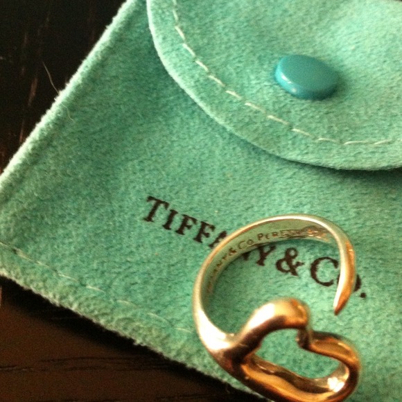 Tiffany & Co. Elsa Peretti heart ring - Picture 2 of 2