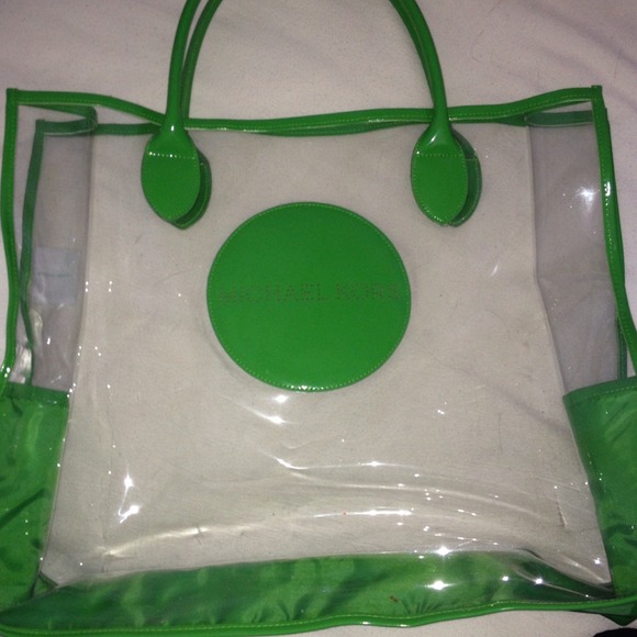 🎀🎀reserved for BUDDERFLIECHICK