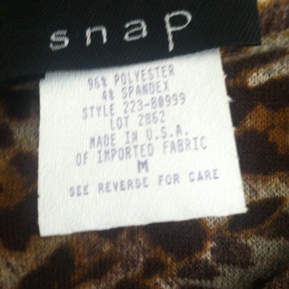 Cheetah print, three quarter sleeve dress - Picture 2 of 2