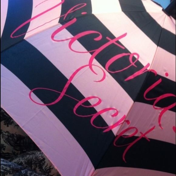 BNWT. VS Limited Edition large umbrella.