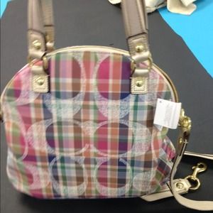 NWT 💕Coach Daisy Madras purse