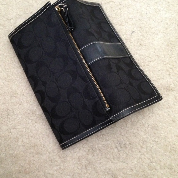 Vintage all black coach walet - Picture 4 of 4