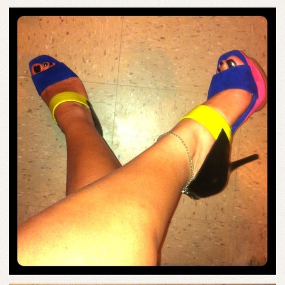 Jessica simpson heels