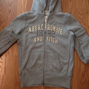 Bundle: Abercrombie/pink sweatshirt