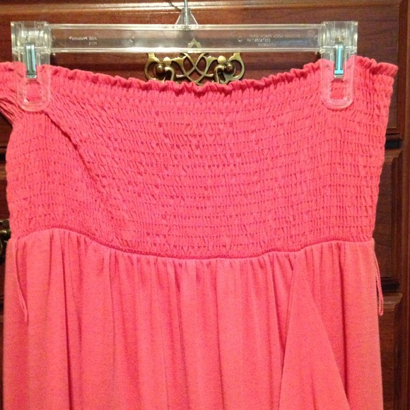 Peach Strapless Ruffle Dress - Picture 3 of 4