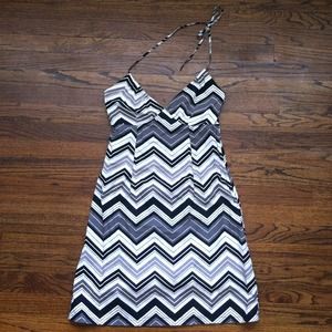 Black & White Lightweight Mini Halter Dress (6)