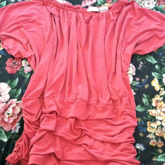 Cute pink batwing and draped bottom top