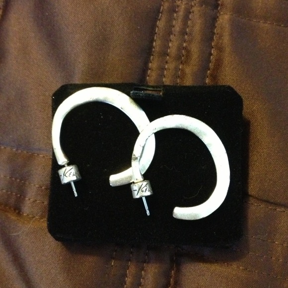 Kenneth Cole Hoops