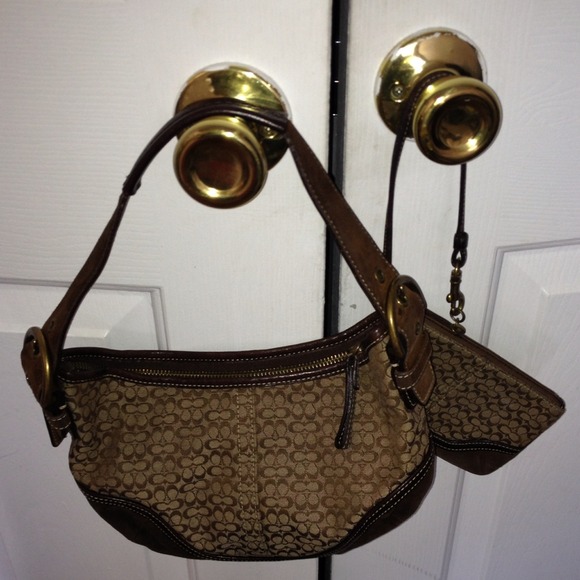 **SALE** Brown coach handbag. Authentic