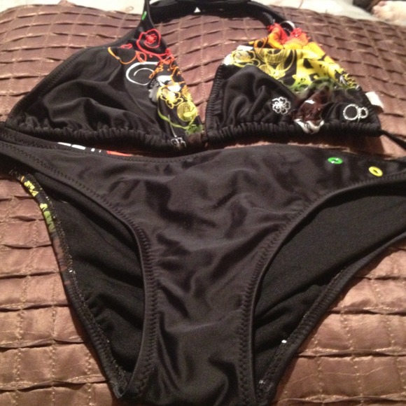 Bathing suit