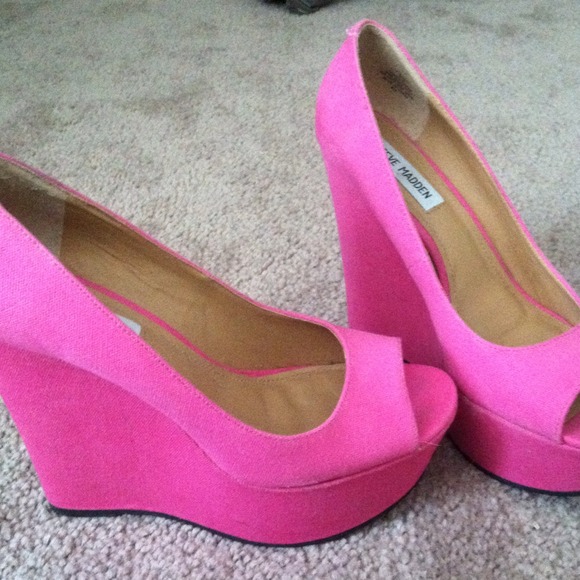 pink wedges - Picture 1 of 1
