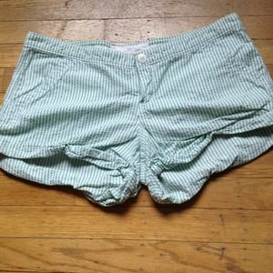 Abercrombie & Fitch seersucker shorts 8