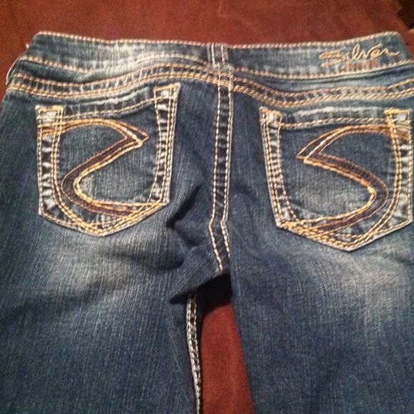 Silver jeans 26 x 31 boot cut.  Like new.