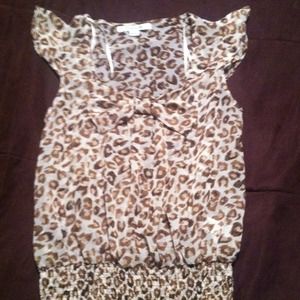 Leopard cute top w bow