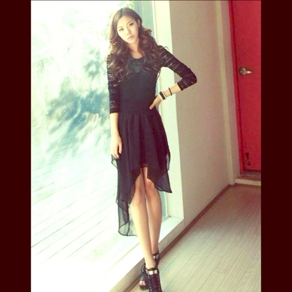 >>>>SOLD<<<< hi low skirts>>>