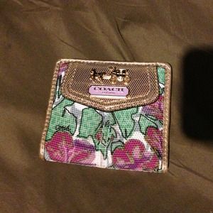 Coach Small Wallet 🌸Reduced🌸