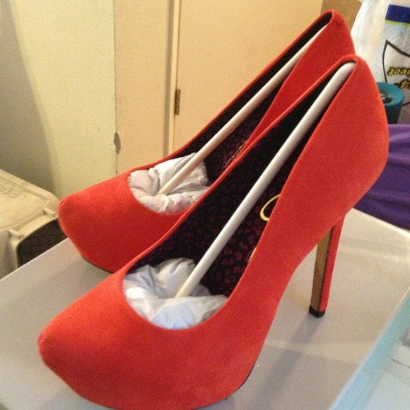 ❤SOLD❤ - Picture 2 of 3