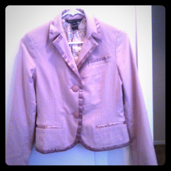 Marc Jacobs blazer size 6 (lightly used)