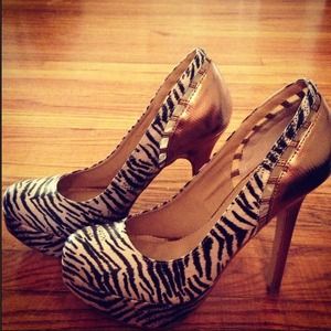Zebra Print Stiletto 💛